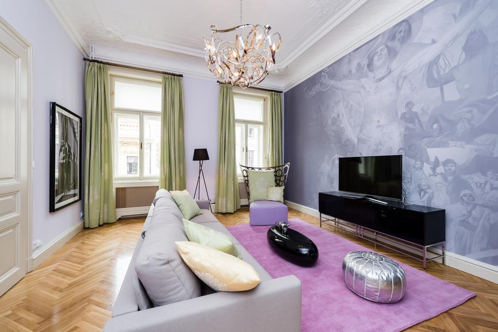 Hotel apartamentowy Grand By Tkc Praga