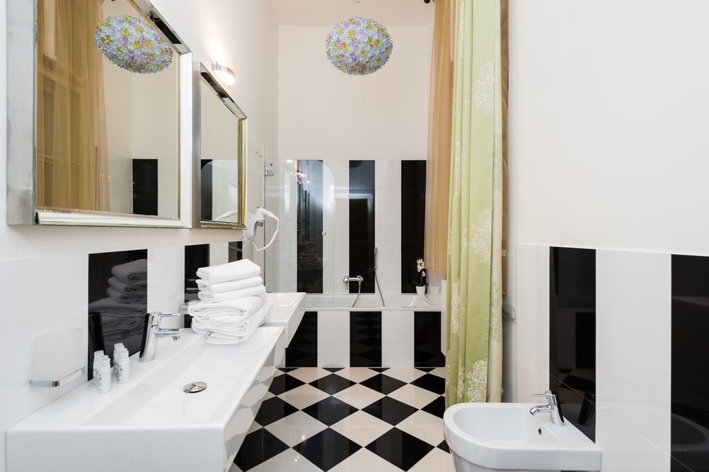 Grand By Tkc Praga