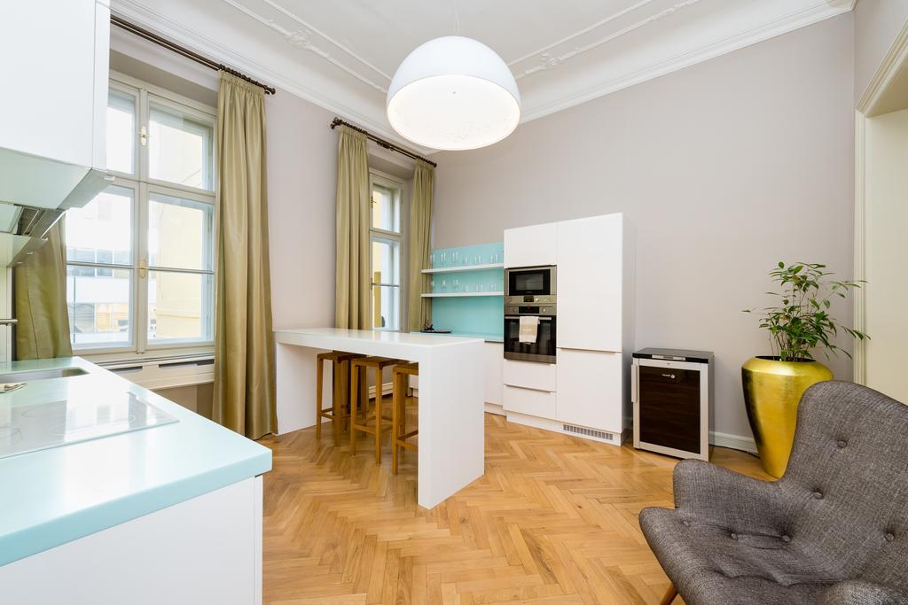 Grand By Tkc Hotel apartamentowy Praga