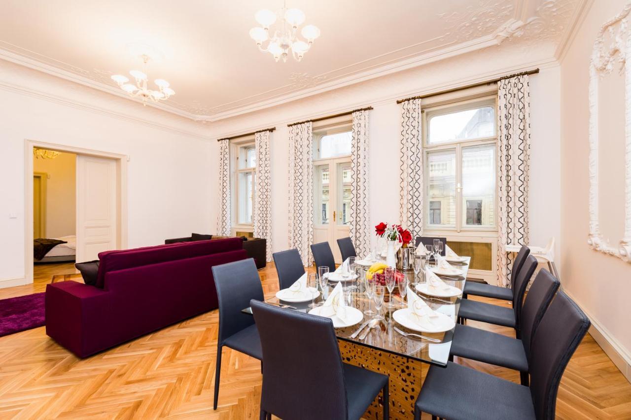 Hotel apartamentowy Grand By Tkc Praga